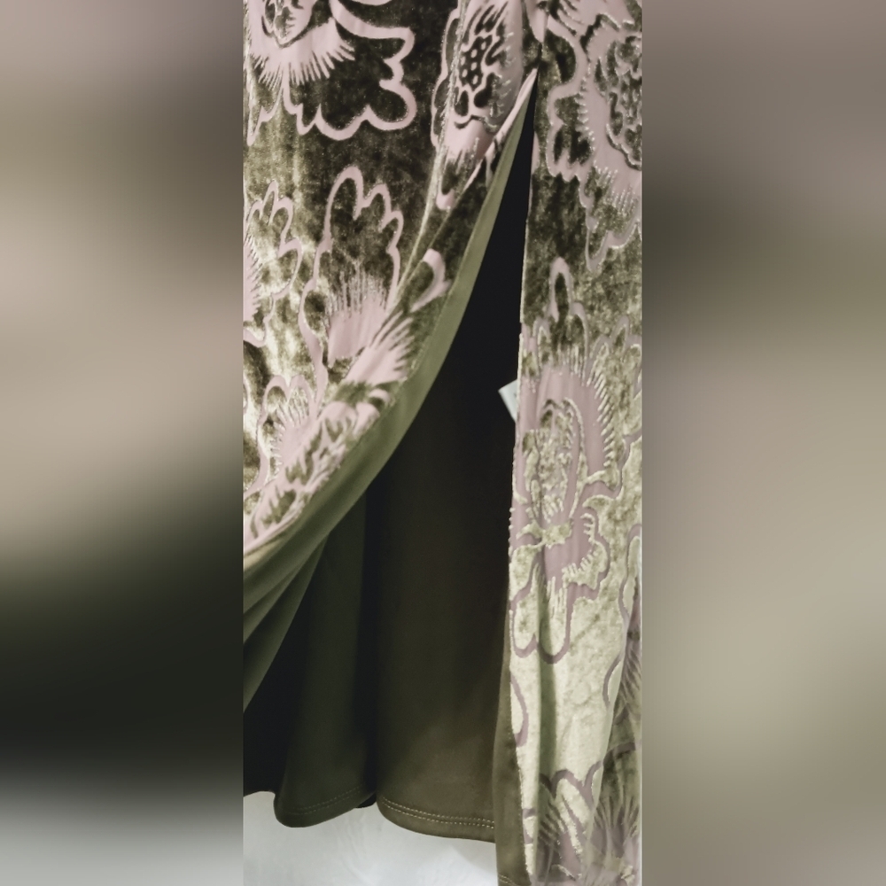 EUC TAYLOR Moss Green Floral Burnout Fall Cowl Neck Maxi Dress Size 6 - Picture 5 of 12